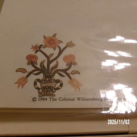 Vintage NOS boxed HALLMARK 1984 Stationery Colonial Williamsburg Collection 1984 - Picture 5 of 7
